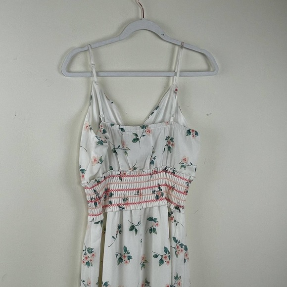 ROW A White Floral Adjustable Strap Smocked Waist Floral Dress NWT Size Small - Picture 9 of 11
